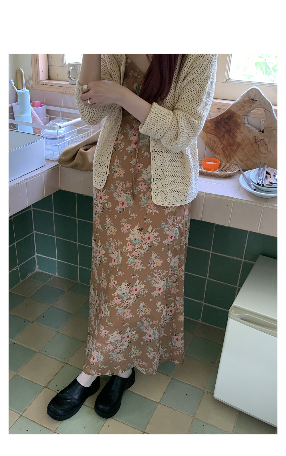 HelloooEat  法式复古碎花吊带连衣裙修身显瘦气质蕾丝花边中长裙