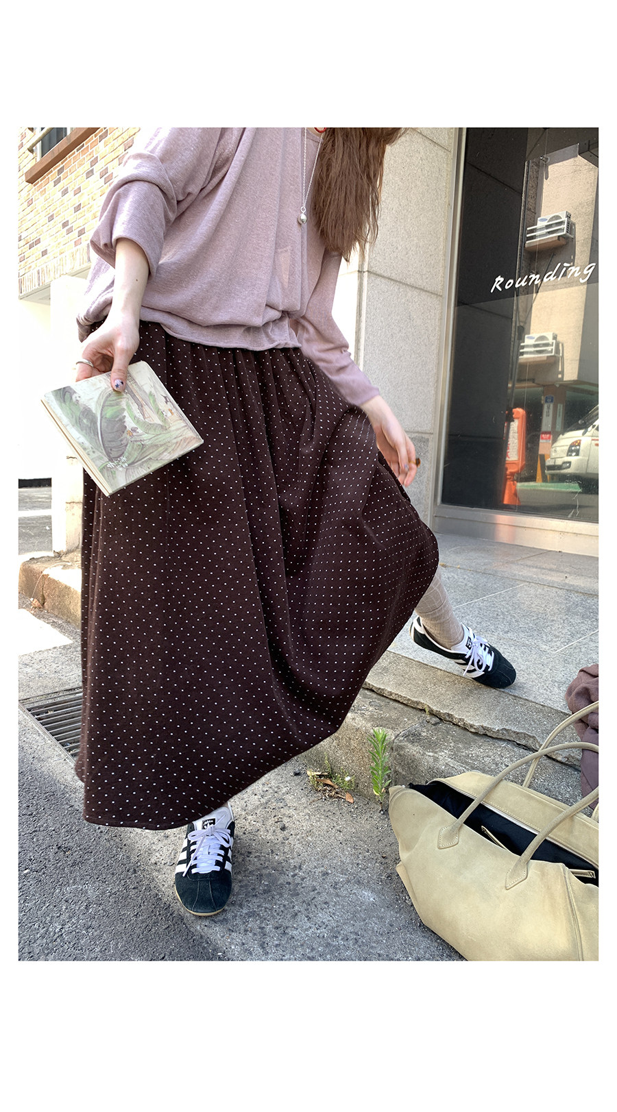 HelloooEat японская винтажная юбка в горошек осенняя коричневая универсальная стройнящая А-силуэта средней длины