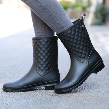 Women's rain boots non-slip Korean mid-tube waterproof wear-resistant thickened rubber shoes fashion style outer wear rain boots large size water shoes