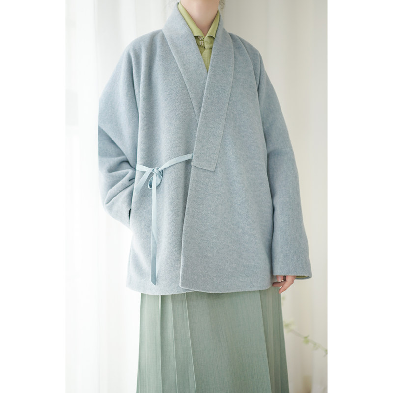 Two-Day Leisure [Spring and Clear Views] Daily Commuting Hanfu, Cross-Wearing, Winter Wear