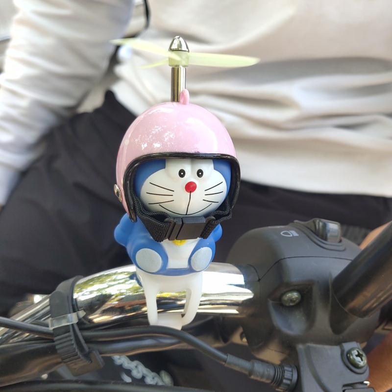 Motorcycle small yellow duck three-head charge duck Broken wind duck Bicycle small duck pendant duck car decoration electric car