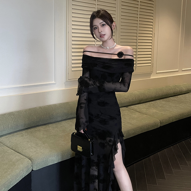 Instunning French-Style Black One-Shoulder Mesh Long-Sleeved Dress for Women in Autum with Asymmetrical Slit Long Skirt