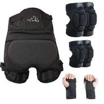 Roller skating children wearing hip pads for adult Skiing padded knee skating elbow pads Sports Pad pants set