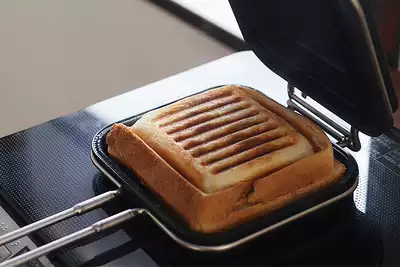 The craftsmanship of sandwich pot | Japanese family-making house direct fire induction cooker dual-purpose hot sandwich device