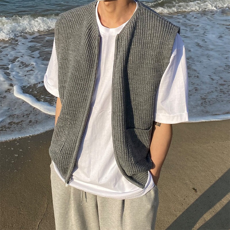 Loose Japanese-Style Sweater Vest for Men, New Autumn Fashion, Stylish and Unique College Style, Zip-Up Knitted Cardigan Jacket