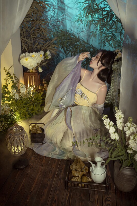 爆机少女喵小吉 – 浣溪沙.端午