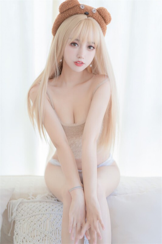 过期米线线喵 – 小熊软糖