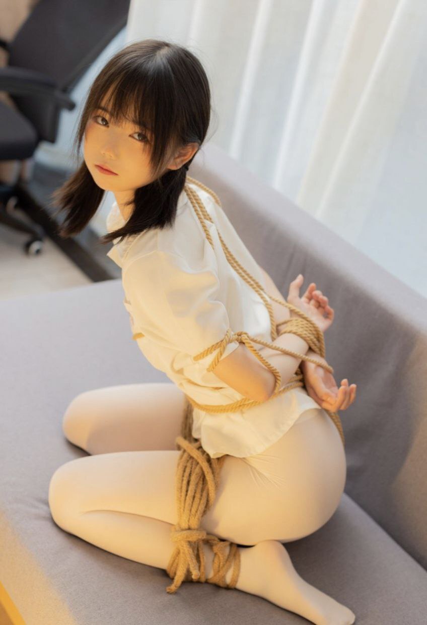 可爱萝莉风：白丝美少女系列