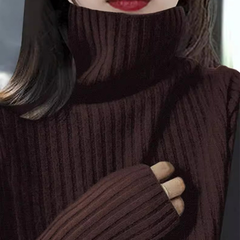 Turtleneck Sweater for Women in Autumn and Winter, Thickeneded Loose Knitted Bottoming with Fine Imitation and Western Style, New Style Pile Collar Hot Style Turtleneck Sweater for Women in Autumn and Winter, Thickeneded Loose Knitted Bottoming with Fine Imitation and Western Style, New Style Pile Collar Hot Style