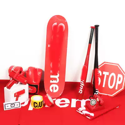 Creative travel photography on-site skateboard photo studio New photo photo art photo Wedding photography Children's props baseball bat