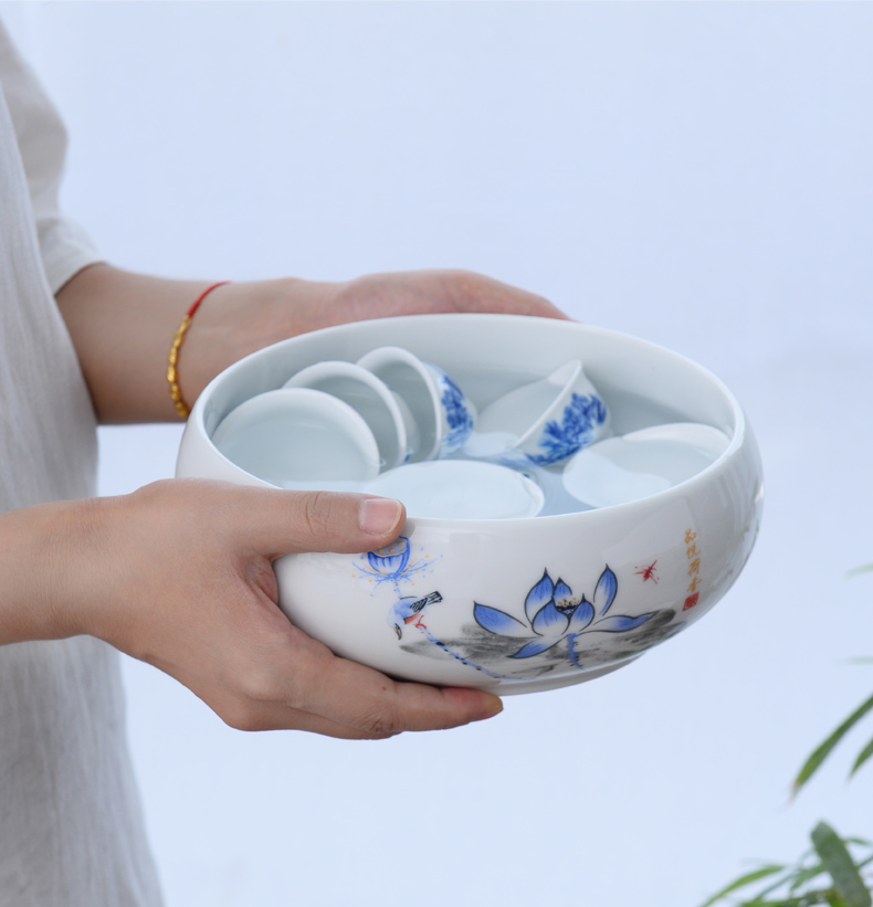 Tea to wash to the ceramic writing brush washer of blue and white porcelain bowl with kung fu Tea pot dishes cup refers to flower pot cultivation Tea accessories