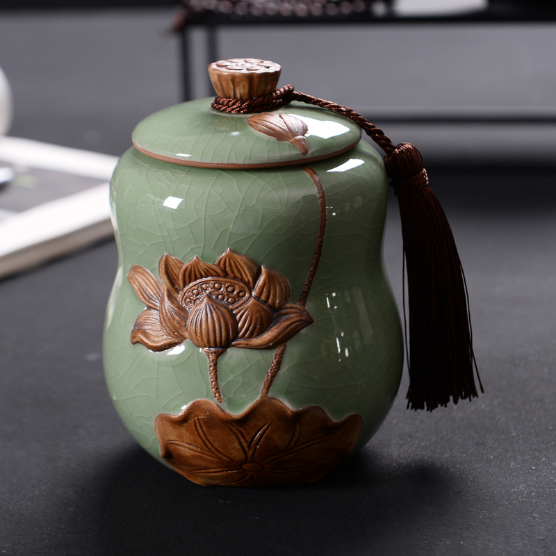 Your up ceramic pu 'er tea canister elder brother elder brother up up seal pot celadon storage tank size tea boxes