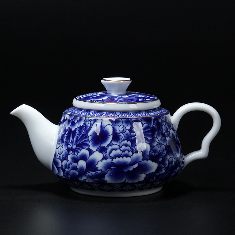 High white, blue and white porcelain tea set the see colour tureen teapot teacup pad set of ceramic tea set tea service parts