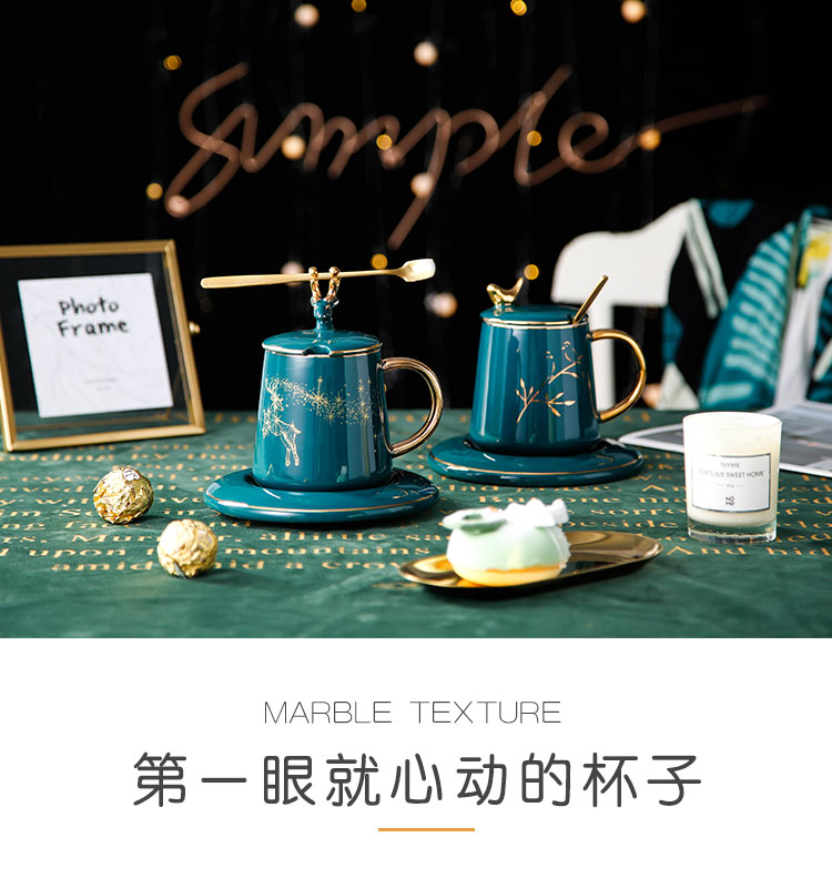 Creative move trend ceramic keller with hand gift Christmas gifts gifts one spoon picking cups with cover