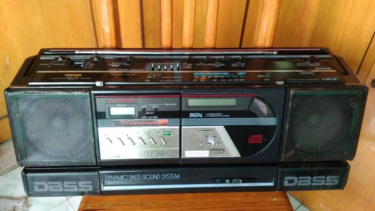 Classic native TOSHIBA-RT-CD1 Toshiba Tape Recorder with Split Subwoofer Toshiba Recorder