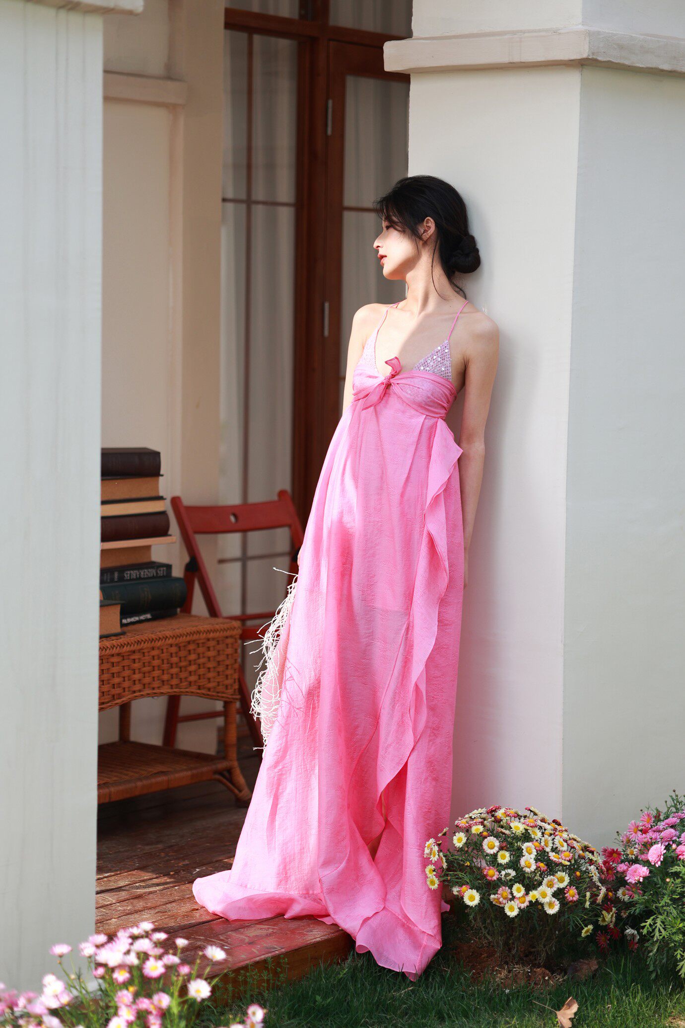 Стильные костюмы mood x miura 25ss 玫红色提花拼接不对称荷叶边长裙