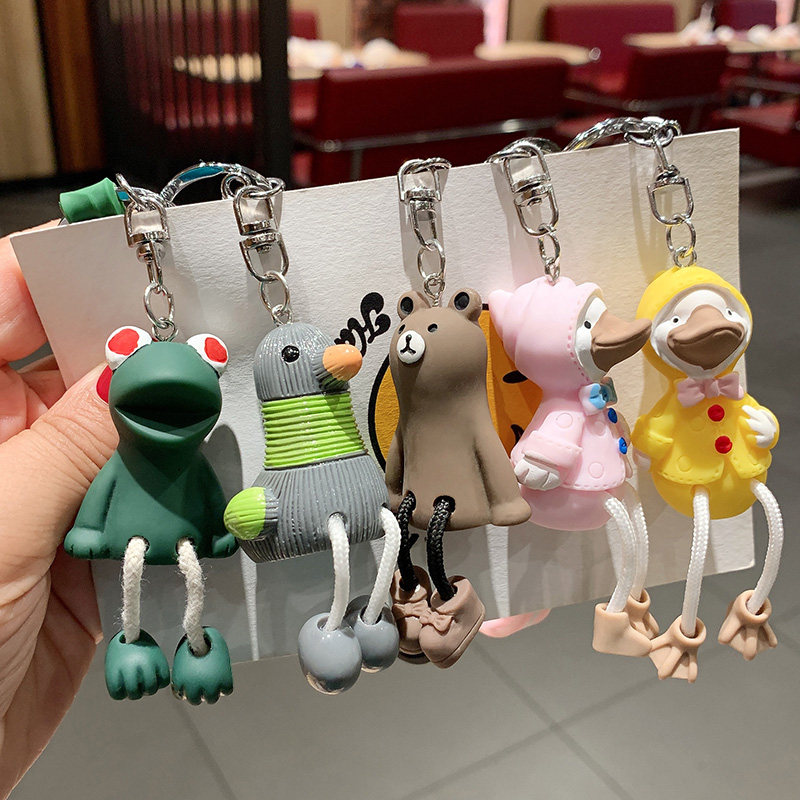 Resin keychain pendant ~ female ins net red cartoon doll car keychain backpack hanging chain bag hanging jewelry