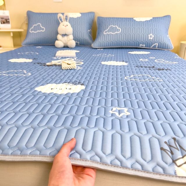 Class A ice silk latex cool mat single piece summer washable summer cool mattress single air conditioner ice silk soft mat feel