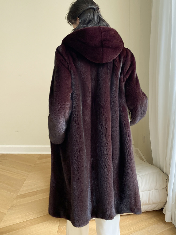 Mink fur coat women 2022 newly imported velvet whole mink mid-length hooded elderly mink fur mother coat