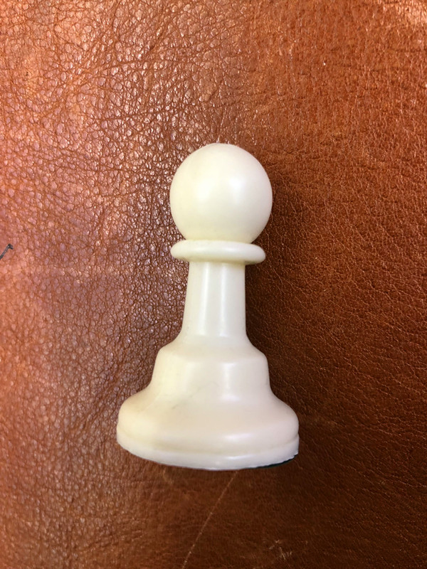 Plastic non - magnetic 3 8 inch chess accessories chess pieces for sale of black and white pieces separately