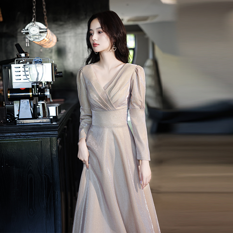 Evening Dress for Women 2025 New Style Banquet High-End Light Luxury Niche High-End Champagne Color Engagement Long-Sleeve Hostess