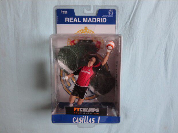 Real Madrid FT CHAMPS football star man occasionally No. 1 Casillas (red away version) - Taobao