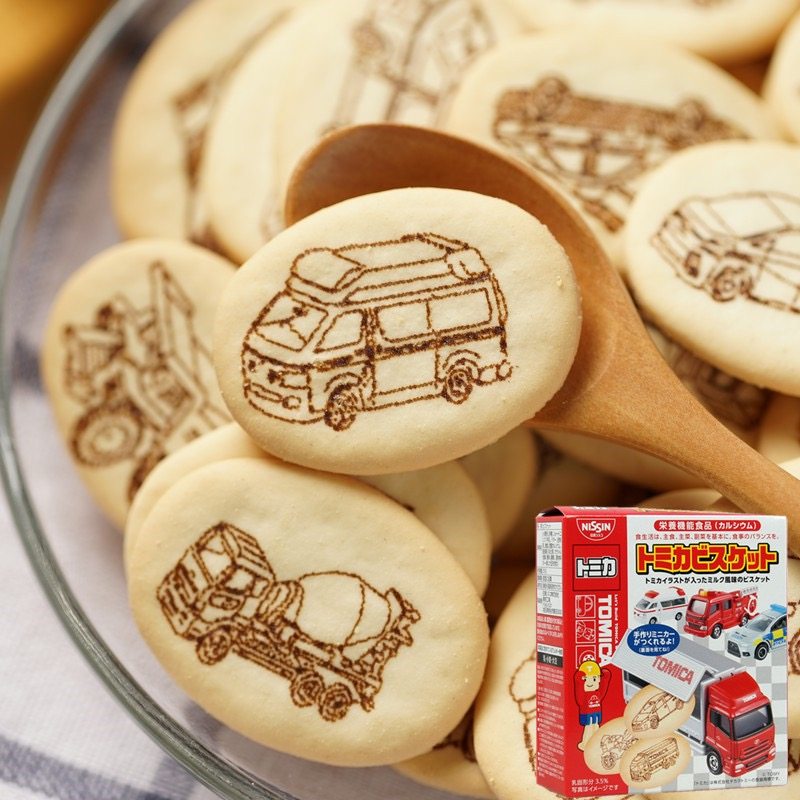 Eclipse three | Japan Day clear nissin car truck pattern cream biscuit children snack 1 year old 