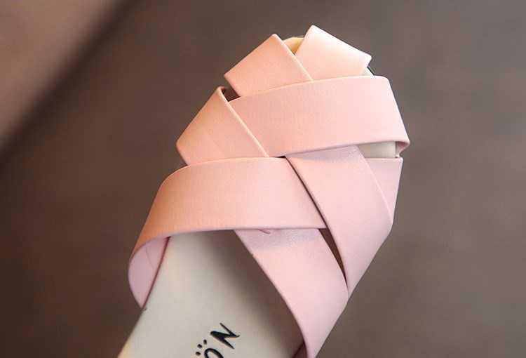 Summer new girls' Baotou sandals and slippers wear princess shoes Korean version of the trendy children's half drag fashion in the big children