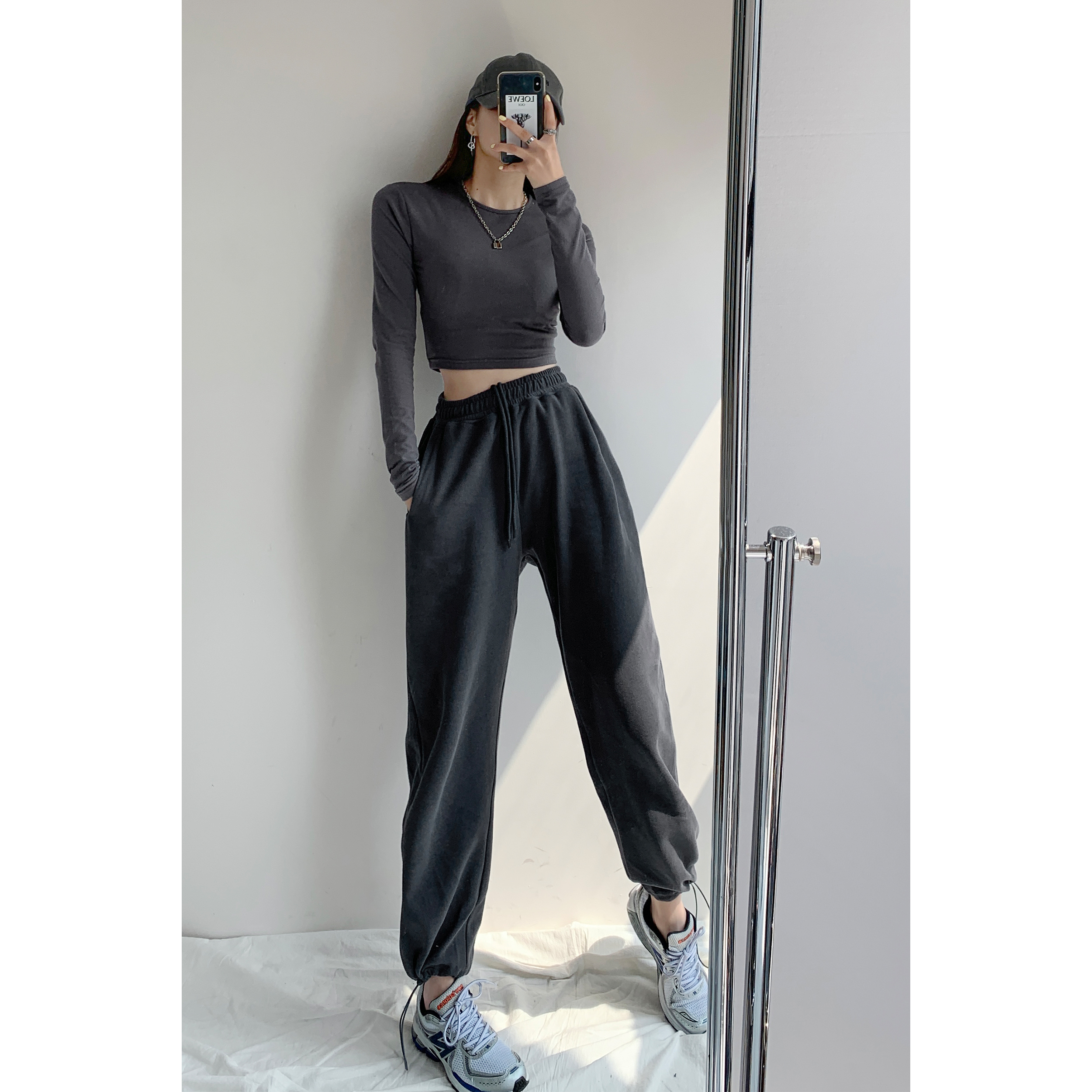American gray sweatpants women 2022 spring and autumn casual loose leggings appear thin hot girl straight leg sweat pants ins tide