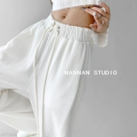 Белая обычная модель