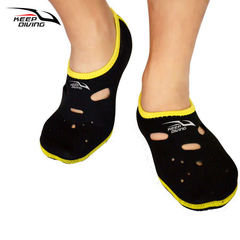 Short thickening snorkeling socks side open skid submersible socks beach socks winter swimming equipment flooring socks