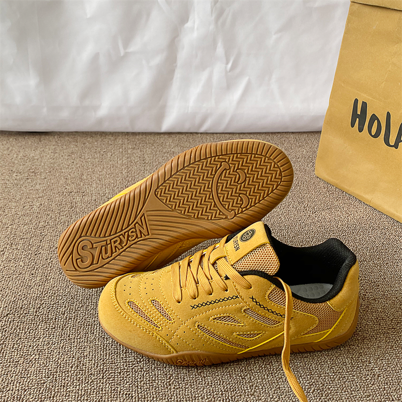 Retro Yellow Racing Moral Training Shoes for Men and Women, 2026 Spring New Style Mesh Breathable Couple Casual Board Shoes