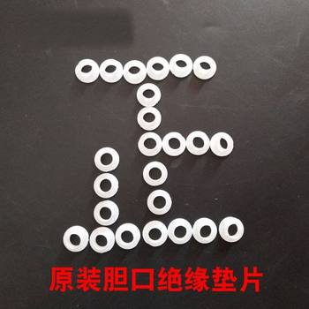 Insulated pad water heater cleaning tool