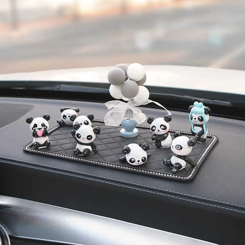 CAR ORNAMENT CENTER PANDA CENSOLE CERTAM PREATION PROVERITY милый автомобильный инструмент Платформа автомобиль автомобиль Carcasters Красные декоративные принадлежности Daquan