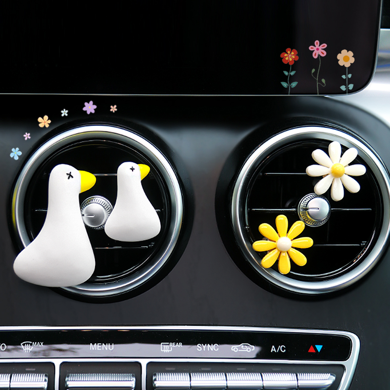Car-borne fragrance exhaust car perfume durable freshwater lady car with cute creativity on air conditioning decoration car