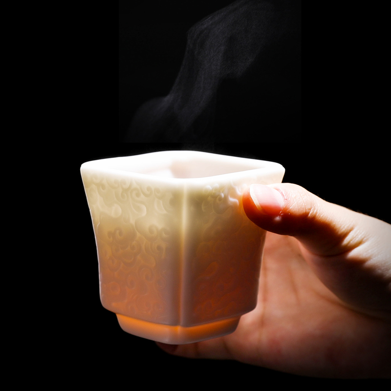 Don difference up dehua white porcelain xiangyun suet jade carving square cups sample tea cup ceramic masters cup kung fu tea cups