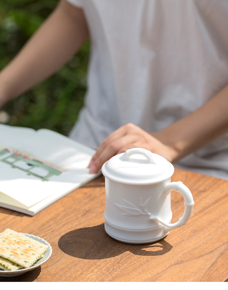 Don difference up jade porcelain dehua white porcelain office cup checking bamboo with master cup with cover cup, President of the conference room, tea cups