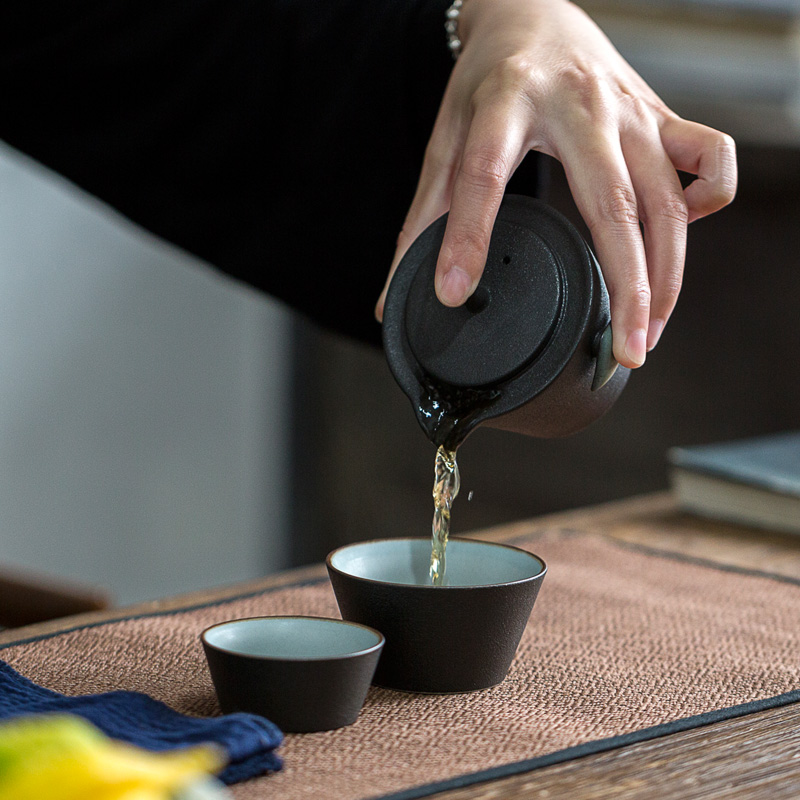 Don difference up color glaze painting crack ultimately responds a pot of two cups of coarse pottery is suing portable travel tea set ceramic kung fu office