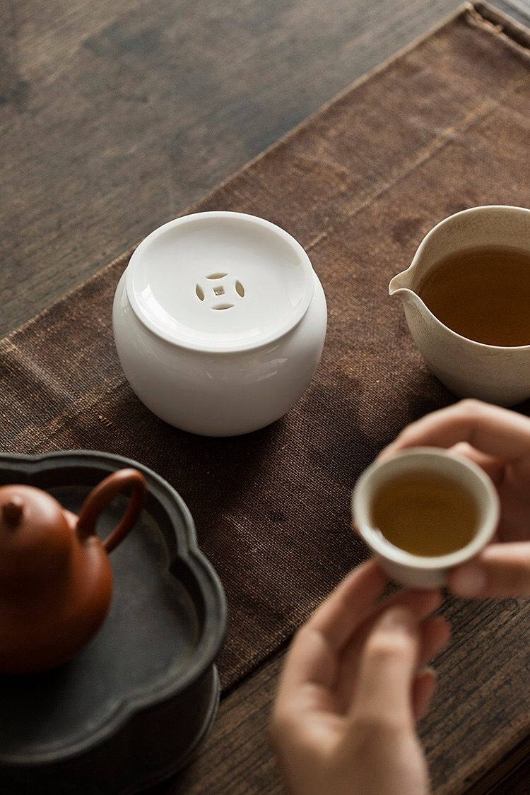 Tang dehua white porcelain tea wash water, after the household Japanese have the ceramic cover small built water tea accessories tea taking with zero