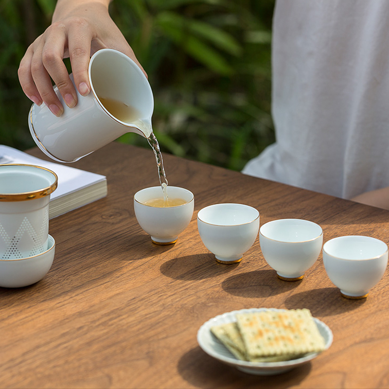 Don difference up carmine crack cup travel a pot of four cups of tea set on - board, portable bag ceramic tea cup