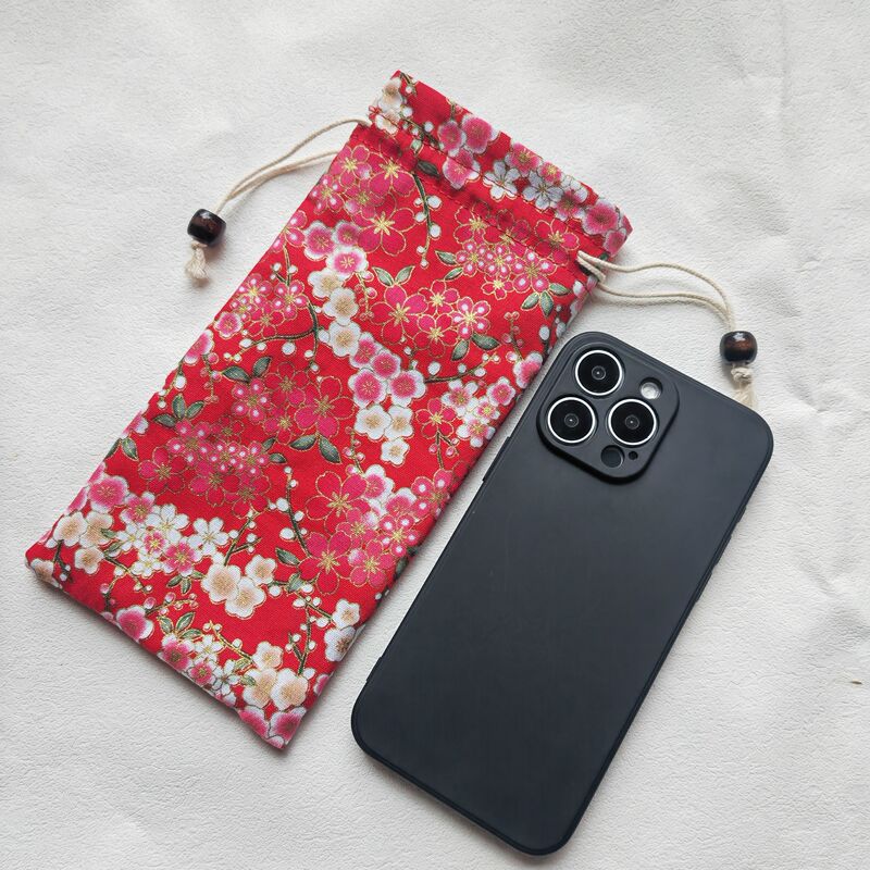Suitable for iPhone Apple 17 Pro Max Phone, Cotton Dustproof Bag with Inner Fleece Lining for Warmth, Portable for Girls