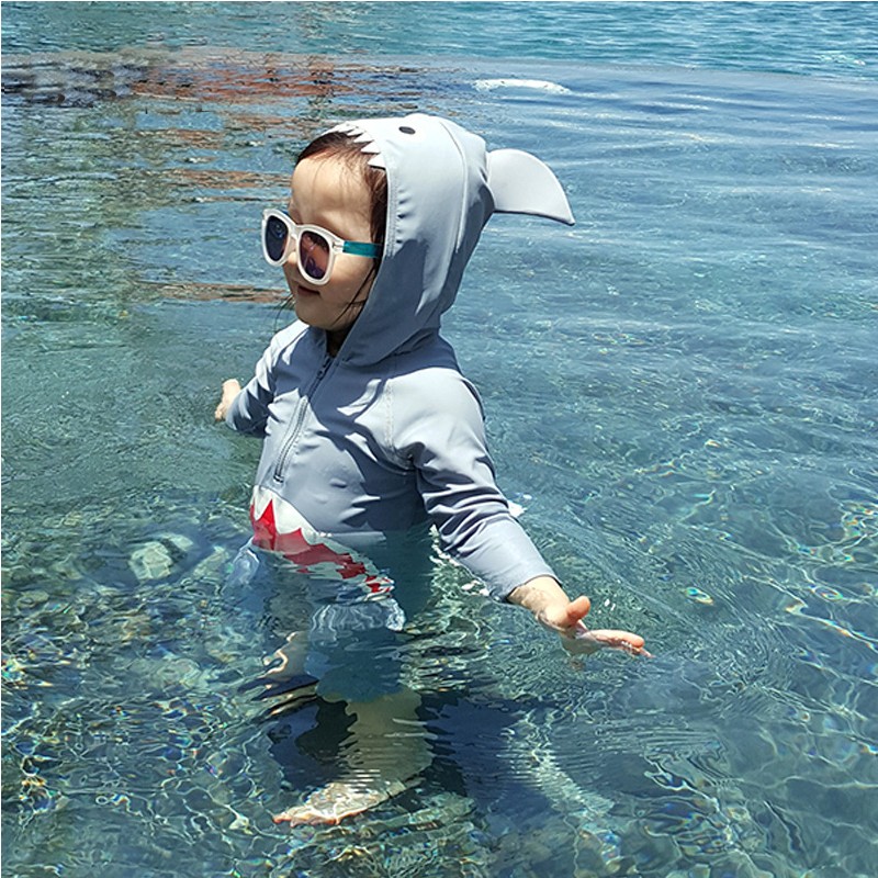 Children's bathing suit boy speed dry sun protection children CUHK Tong conjoined swimming trunks suit Shark boy baby swimsuit