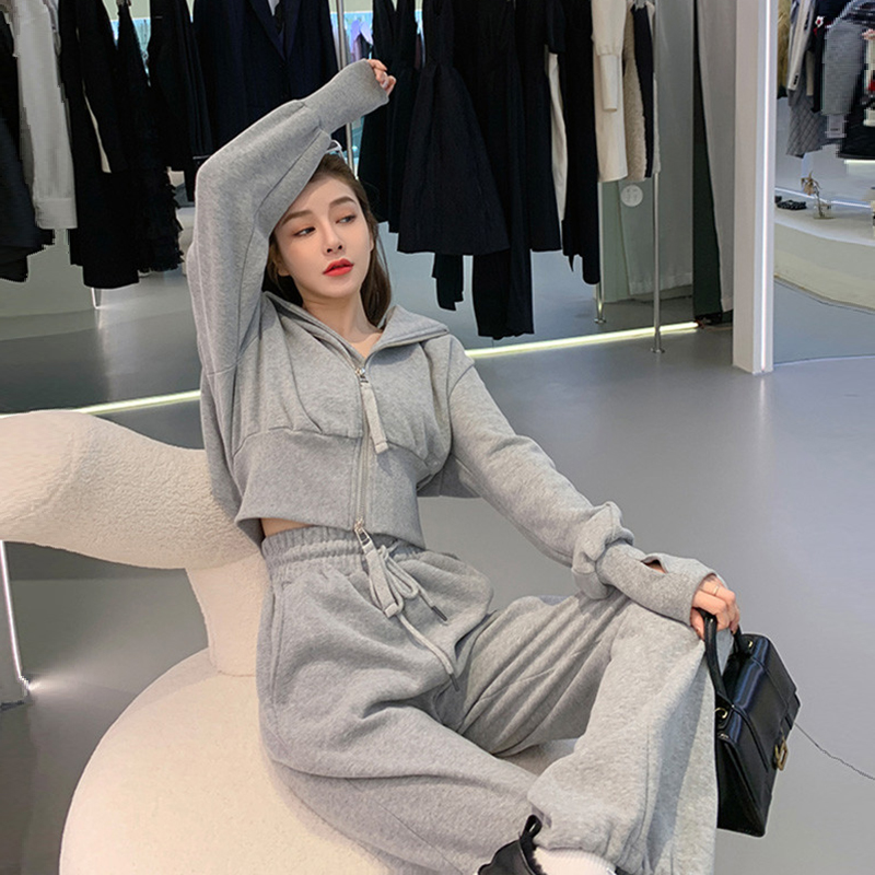 Sweater suit woman 2021 new early autumn women's clothing port wind salt tearcan salcan sweets sportswear two sets
