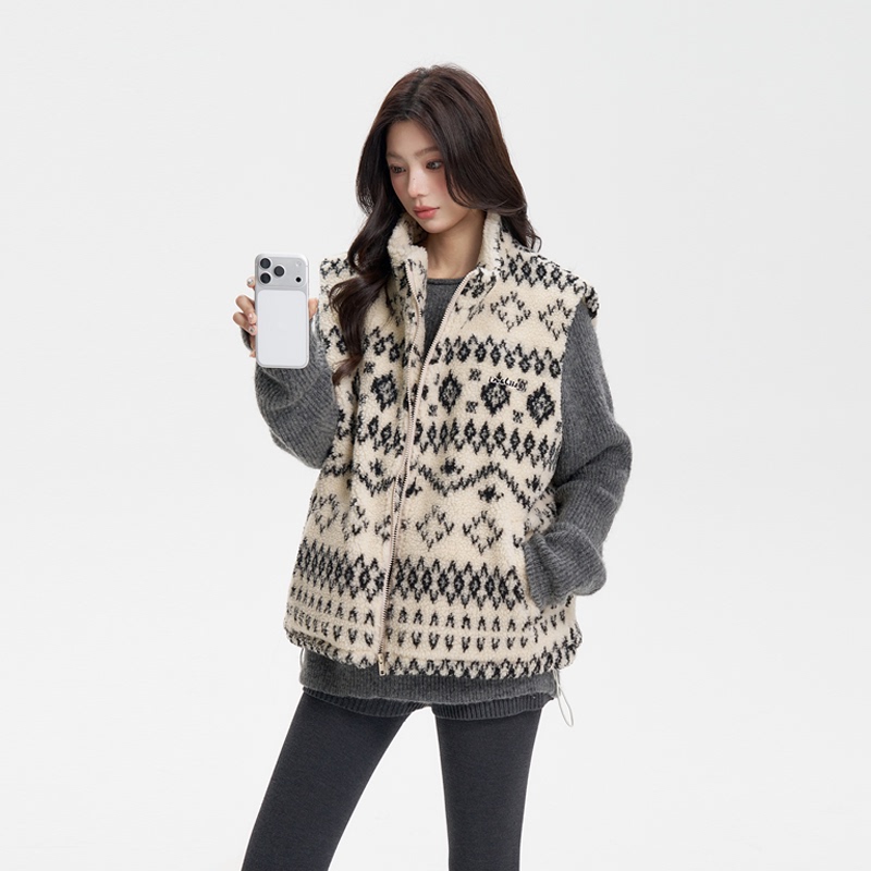 Insliisa American Retro Patchwork Fair Isle Plush Vest for Women, Loose Spring Outerwear, Casual Warm Cardigan Insliisa American Retro Patchwork Fair Isle Plush Vest for Women, Loose Spring Outerwear, Casual Warm Cardigan
