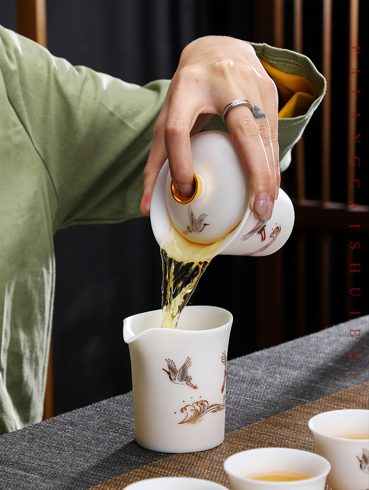 Artisan fairy dehua suet jade white porcelain tea set the see colour of household tureen hand - made kung fu tea set gift boxes