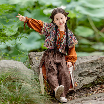 Dai Ethnic Clothing for Girls, 2025 New Style March 3Rd Autumn Chinese Style Hanfu for Children, Miao and Xinjiang Ethnic Minority Style Clothing