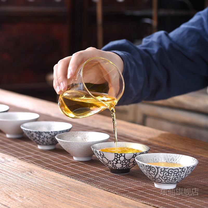 Kung fu coppering. As silver cup silver cup 999 sterling silver bladder ceramic masters cup sample tea cup perfectly playable cup cup single CPU