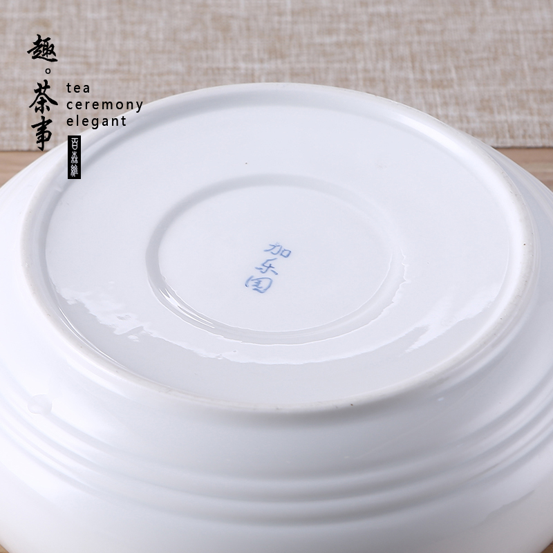 A large blue and white lotus tea to wash to the writing brush washer from household ceramic tea set accessories for wash cup tea king water jar water washing