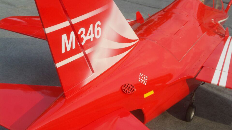 Самолет на дистанционном управление m346 高级教练机 遥控涡喷机 涵道机 Skysun