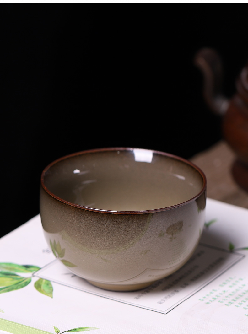 Celadon teacup large master kung fu tea set household sample tea cup cup meditation cup ceramics single cup of tea light yellow amber